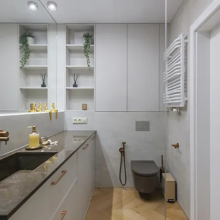 Lesna Sonata, Sun & Snow Apartment *